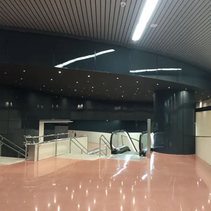 Otros proyectos Estación metro Plaça Universitat