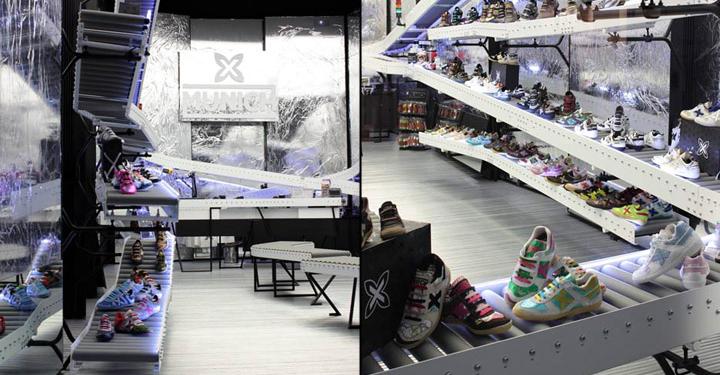 Iluminación de producto LED en tienda Munich | Proyecto Luxes Iluminación de producto en tienda Munich La Roca Village realizada por Luxes con luz LED direccional.